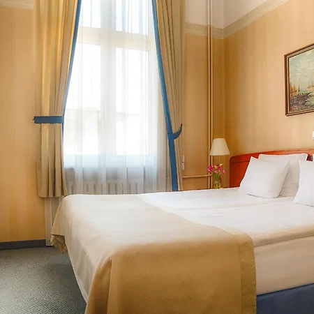 Hotel Focus Premium Pod Orlem 4*