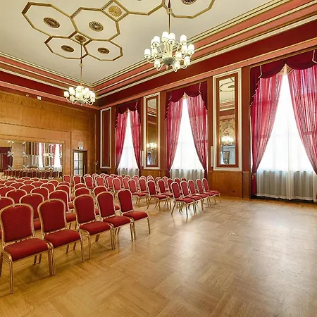 호텔 Focus Premium Pod Orlem 4*