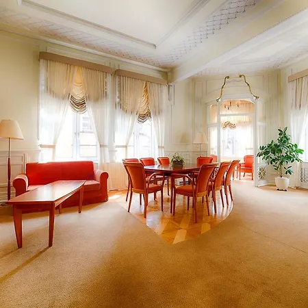 Отель Focus Premium Pod Orlem 4*