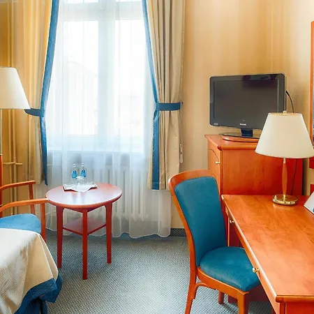 Focus Premium Pod Orlem 호텔 4*