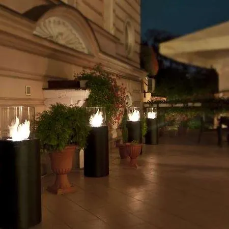 Hotel Focus Premium Pod Orlem 4*